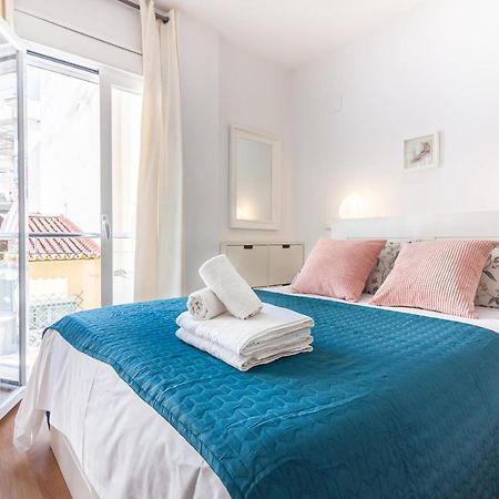 Sea & Wave Adela Boutique Apartment マラガ エクステリア 写真